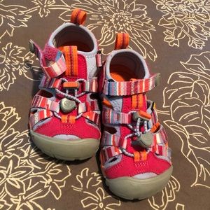 Keen kids Newport h2 sport sandal toddler  sz 8